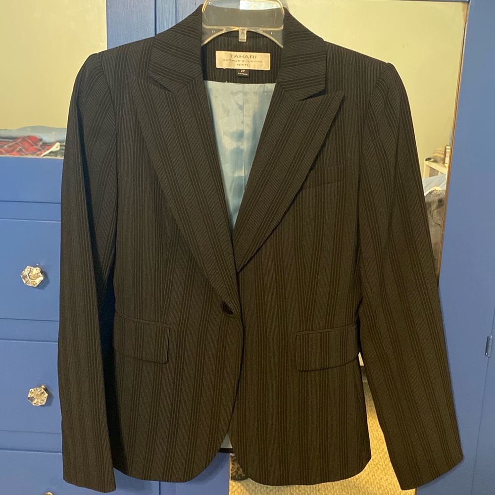 Tahari Black Striped Suit Jacket Size 2P